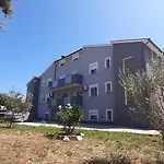 Barbic Διαμέρισμα Μεντουλίν